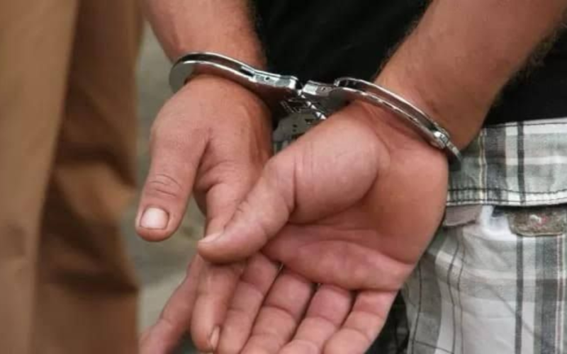 Suspeito de matar a companheira com golpe de machado na frente do filho é preso em Brasília de Minas